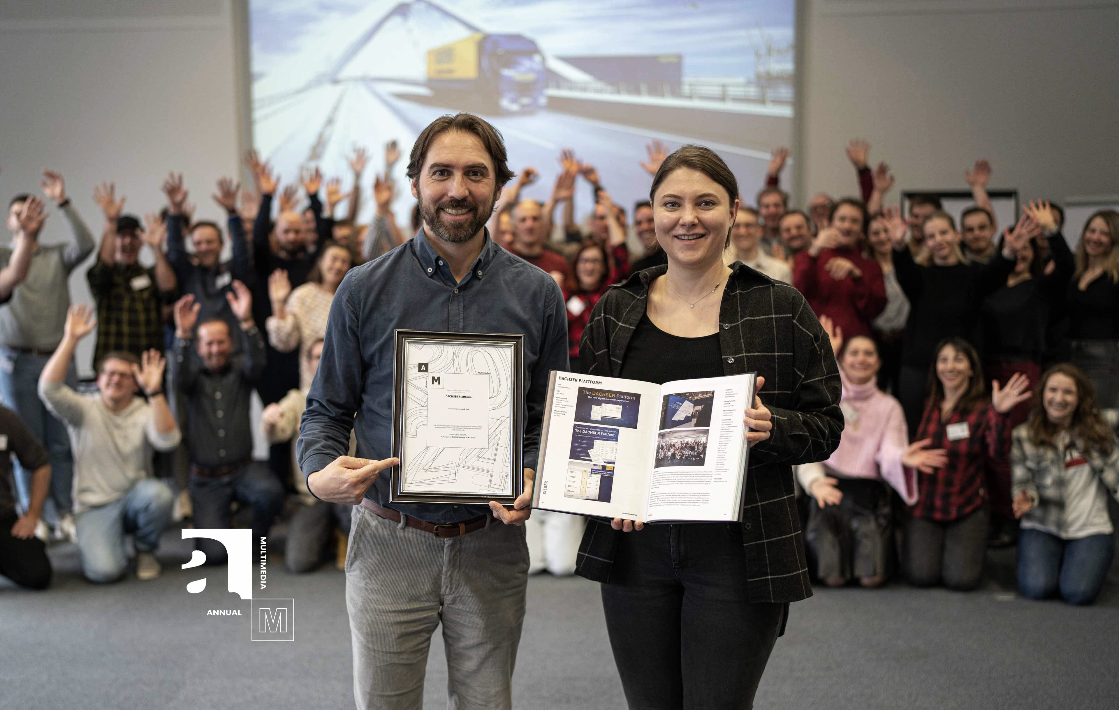 DACHSER and Ray Sono celebrating the Annual Multimedia Award 2024 for the DACHSER platform.