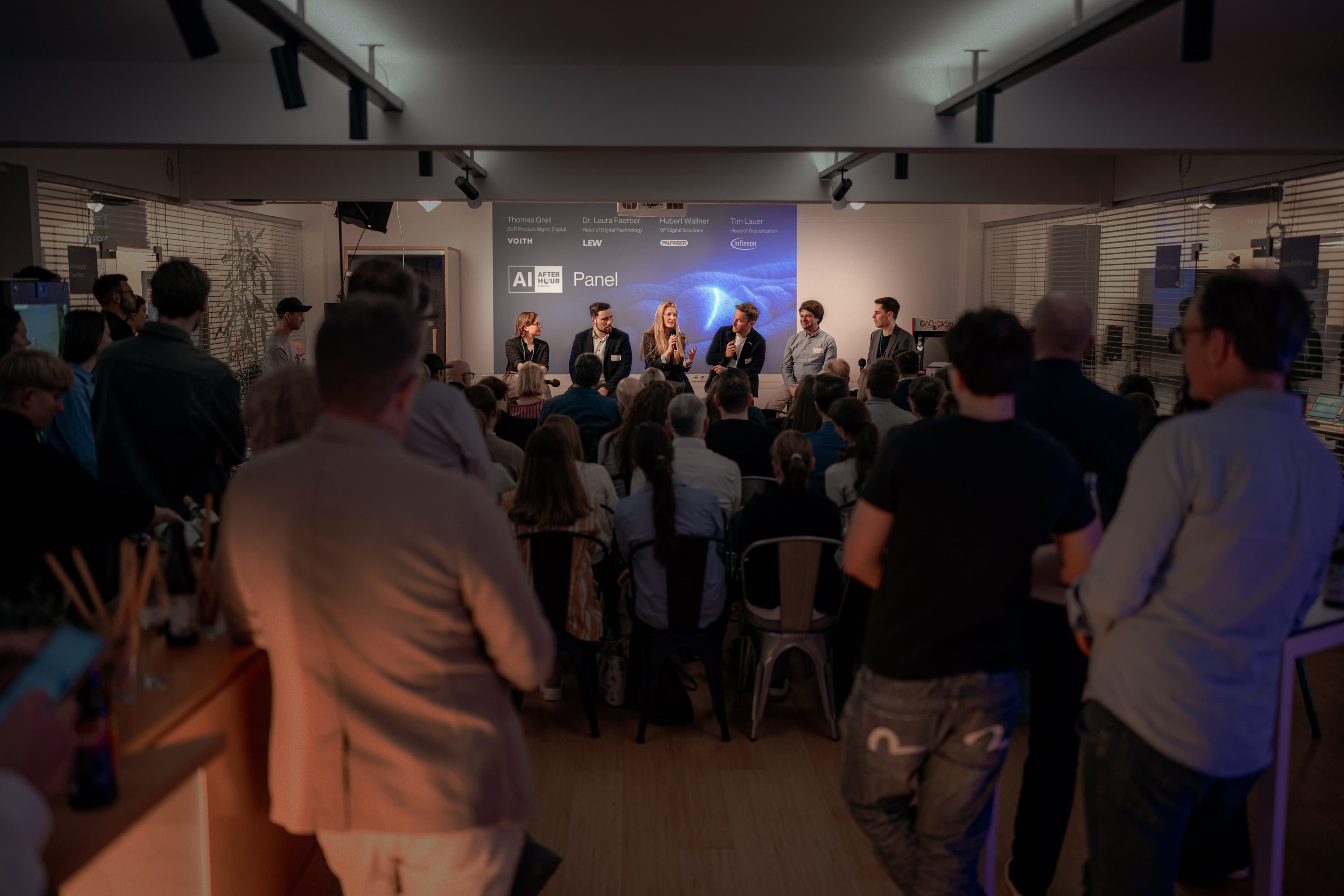 RaySono-AI-After-Hour-Vol2-165_opt.jpg