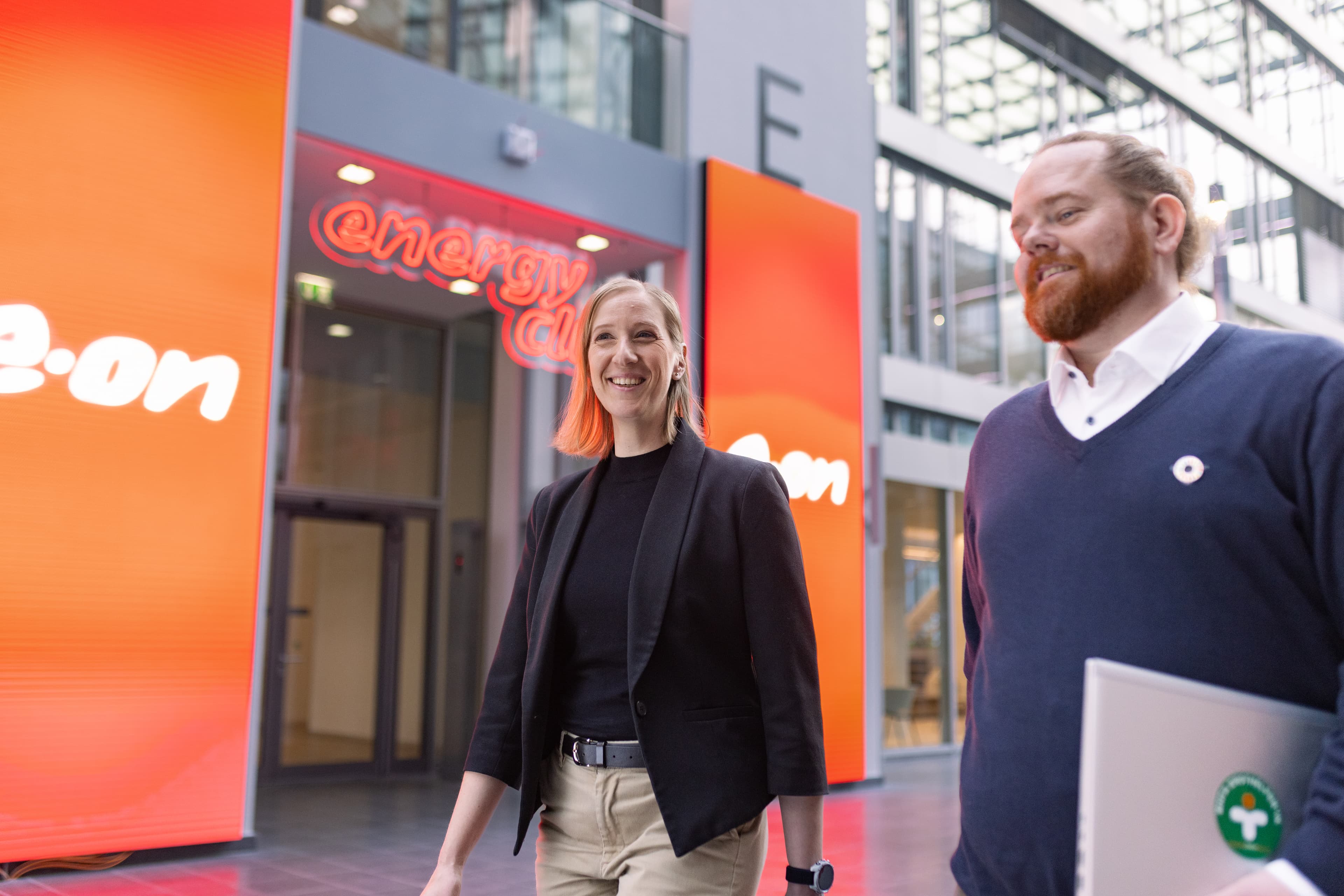 R5CB9841 chaerry E.ON 03-25 Edit